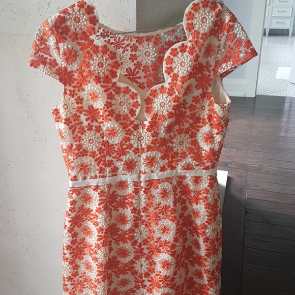 Dress - Picture 3 of 3